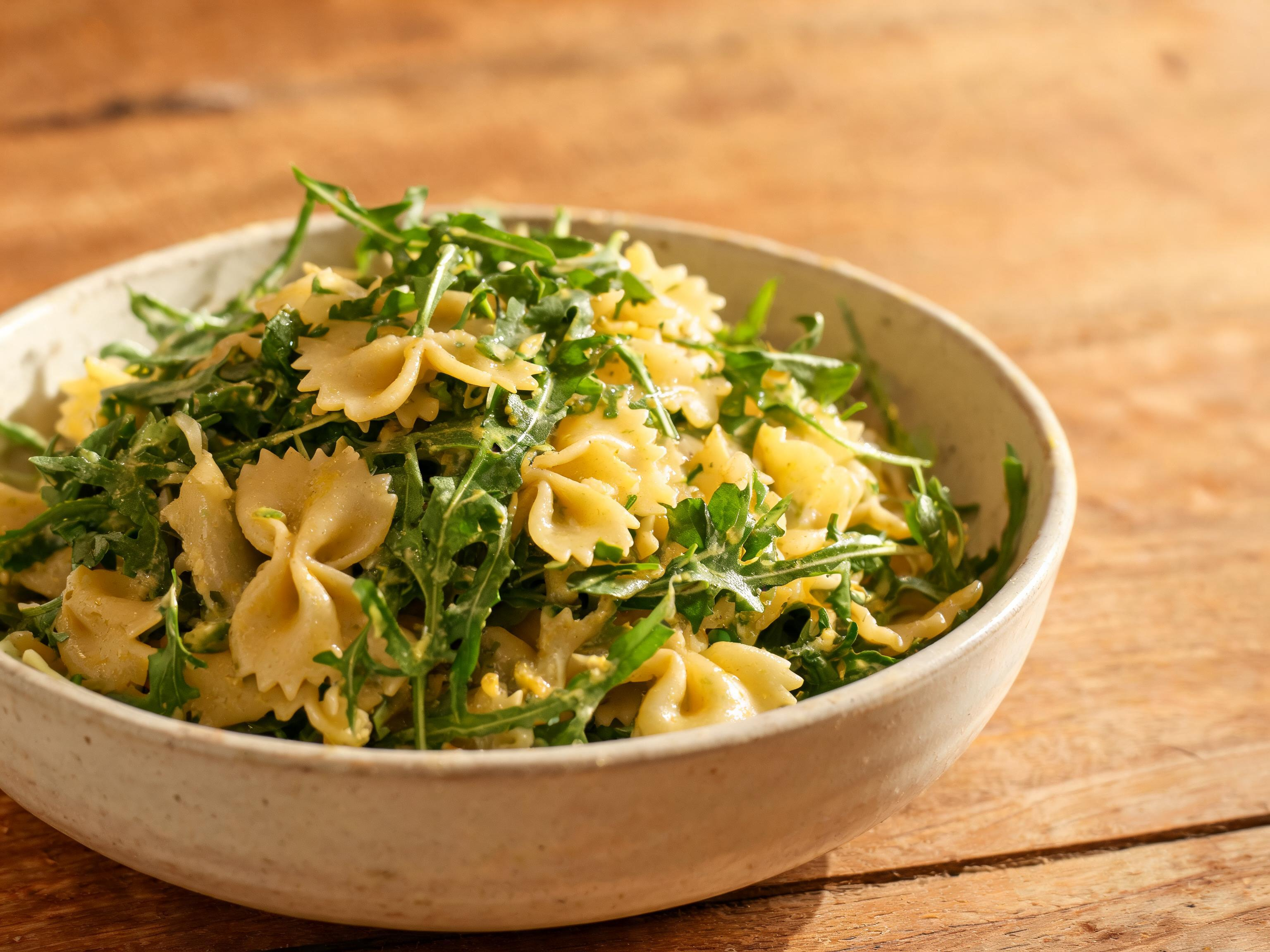 Lemon Arugula Pasta Salad