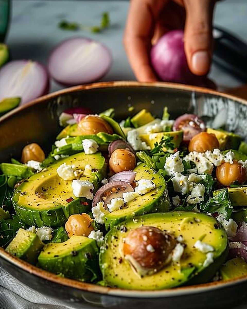 Fresh Avocado Salad