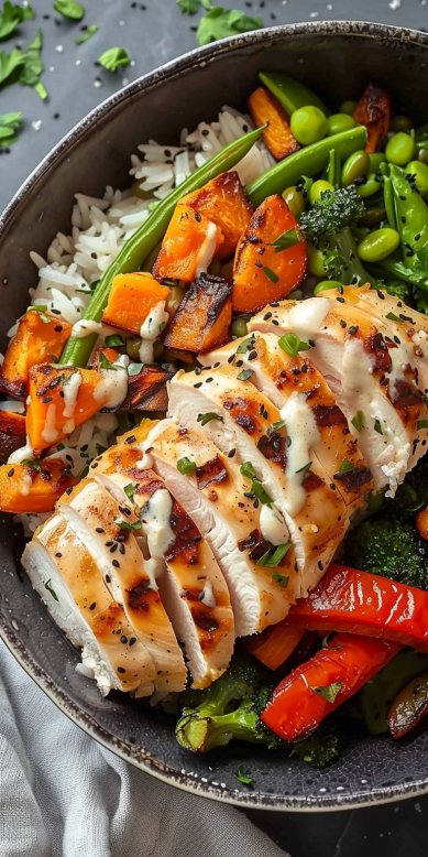 Buddha Bowl with Chicken and Roasted Vegetables
