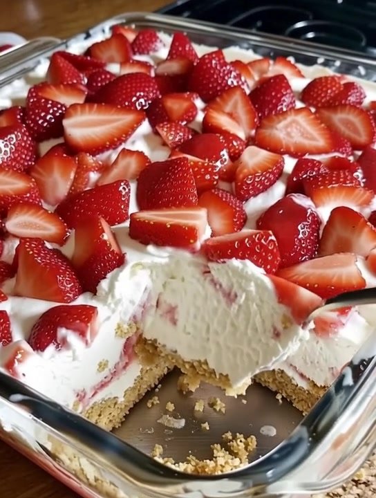 BEST Strawberry Cream Cheese Icebox Cake