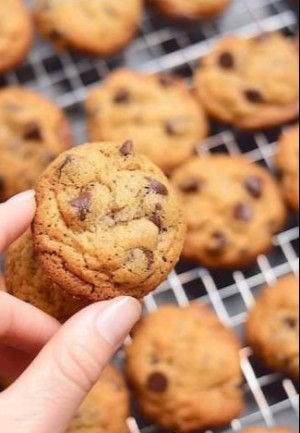Famous Amos Style Mini Chocolate Chip Cookies