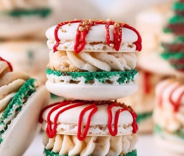 Christmas Macarons with Little Debbie Cake