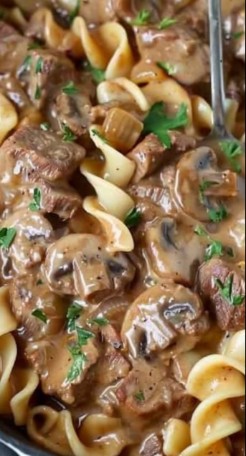 Easy Beef Stroganoff
