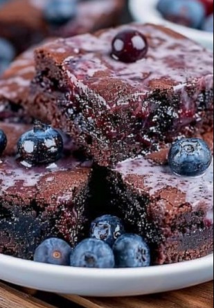 Fresh Blueberry Brownies: A Delicious Twist on a Classic Dessert