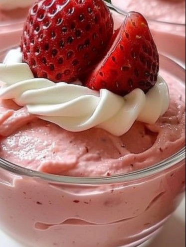 Strawberry Mousse: The Ultimate Guide to Making Delicious Mousse