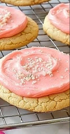 Best Crumbl Pink Sugar Cookies