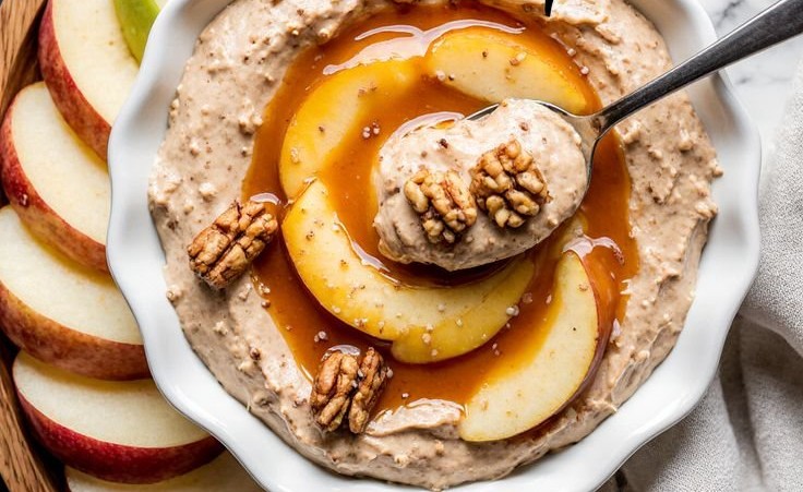 Caramel Apple Cheesecake Dip