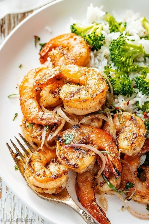 Garlic Butter Shrimp with Broccoli Rice