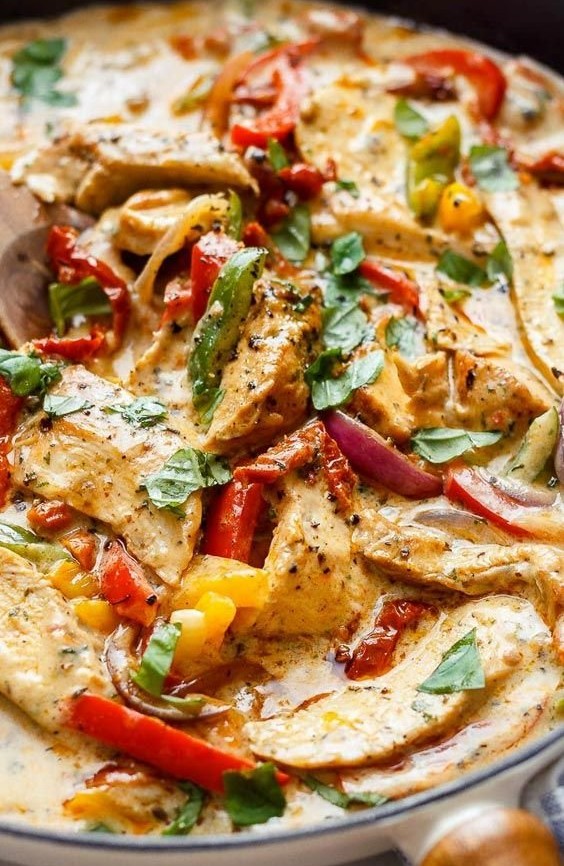 Creamy Garlic Pesto Chicken