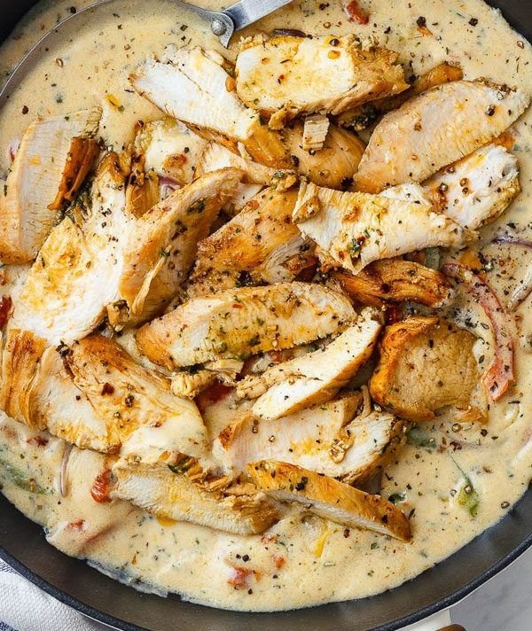 Creamy Garlic Pesto Chicken
