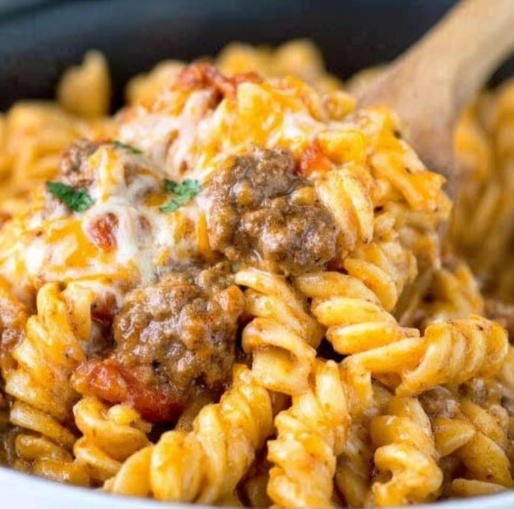 Cheesy Taco Pasta