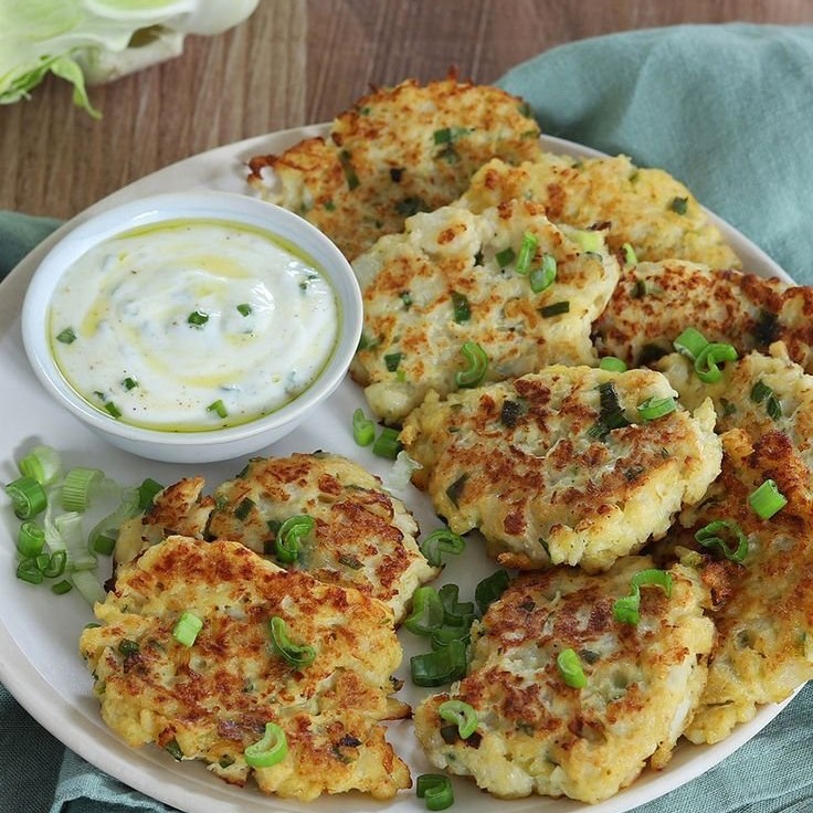 Cauliflower cakes like potato rosti