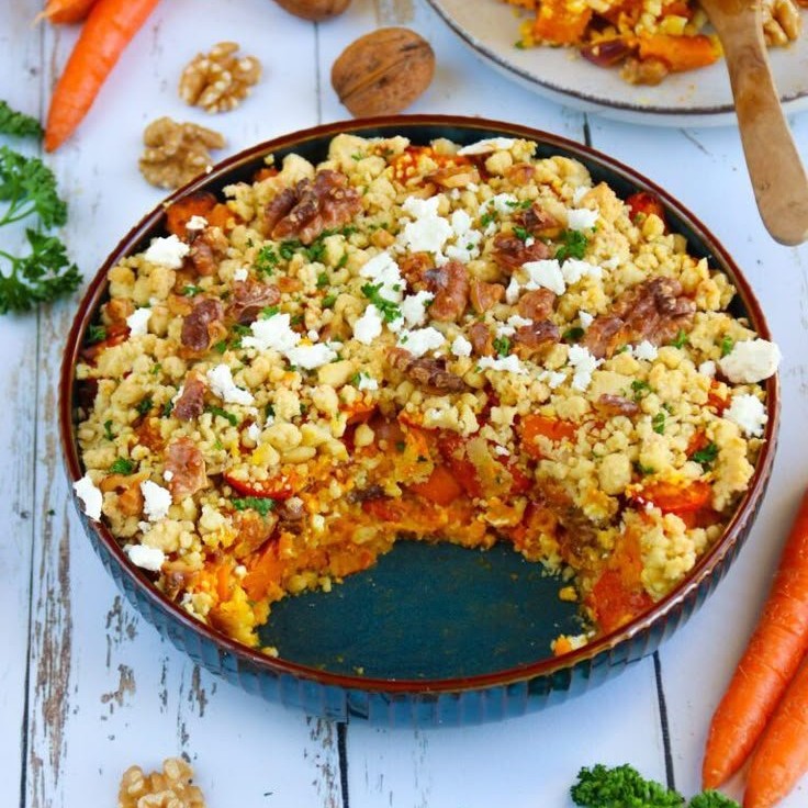 Crumble salé aux légumes d'hiver, feta et noix 
