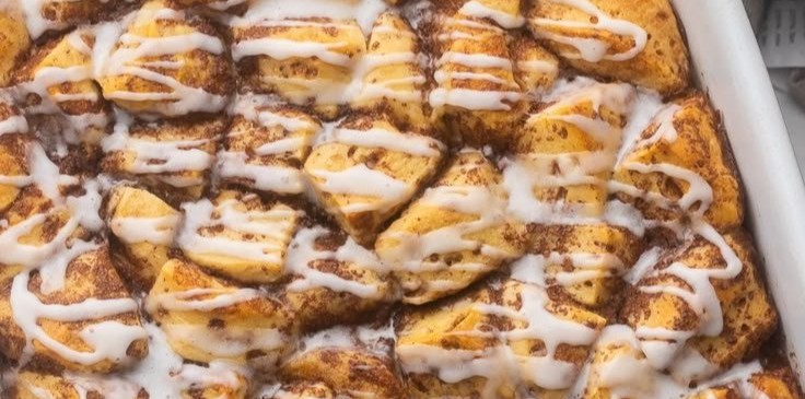 Easy Cinnamon Roll Casserole