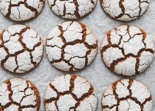 Gingerbread Crinkle Cookies