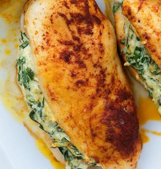 Spinach Stuffed Chicken Breasts - a healthy low carb dinner option!