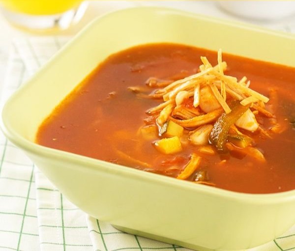 Sopa de Calabacitas a la Mexicana con Pollo