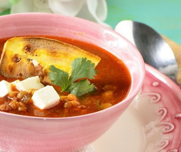 Sopa de Lentejas con Chorizo y Tocino