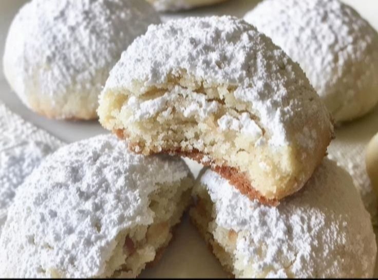 Snowball cookies: 7 Comforting Treats for Holiday Joy