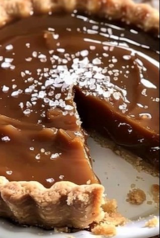 Salted caramel tart: 7 steps to pure bliss