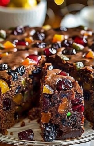 Plum pudding: 7 magical steps to a festive delight
