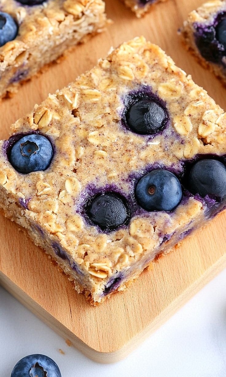 Healthy Blueberry Oatmeal Breakfast Bars