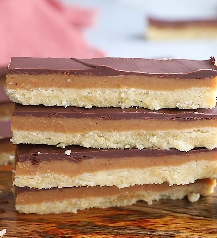 Healthy Peanut Butter Twix Bars