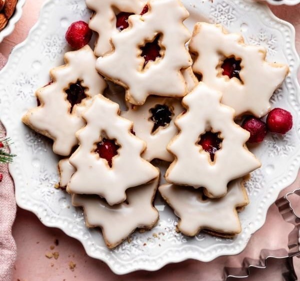 Iced Cherry Almond Linzer Cookies