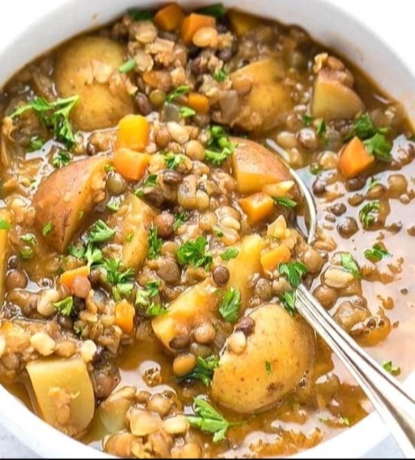 Easy Lentil Potato Soup