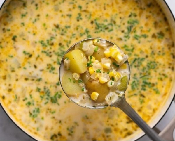 One-Pot Corn & Potato Chowder