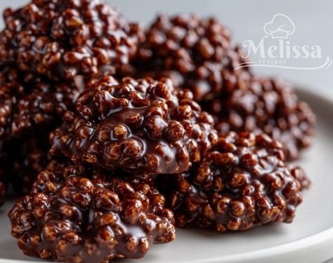3-Ingredient Dark Chocolate Quinoa Crisps