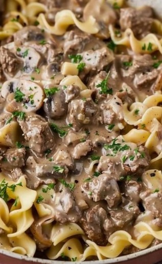 30-Minute Ground Beef Stroganoff