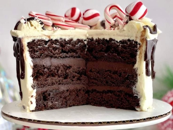 Moist Peppermint Fudge Cake