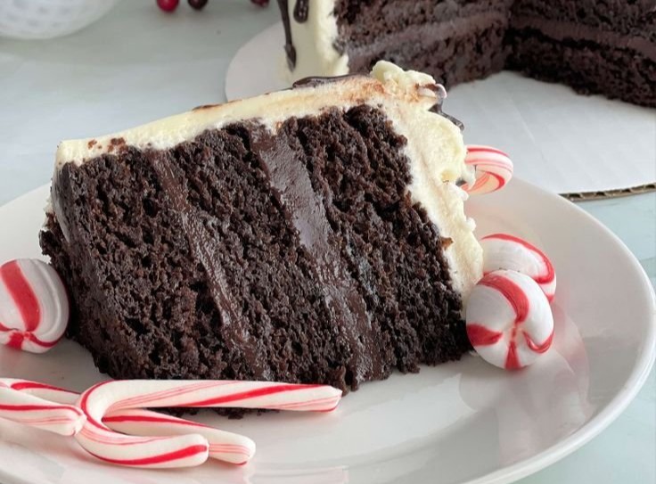 Moist Peppermint Fudge Cake