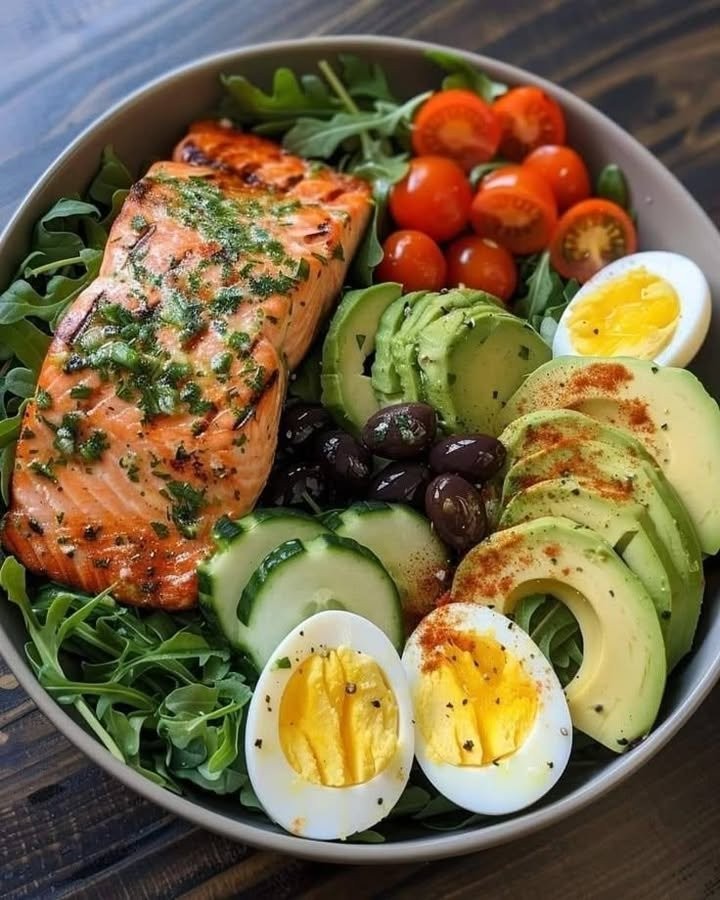 Quick & Healthy Mediterranean Salmon Power Bowl