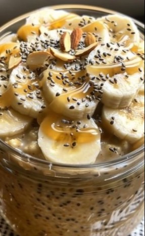 Banana Almond Overnight Oats that Transform Your Mornings