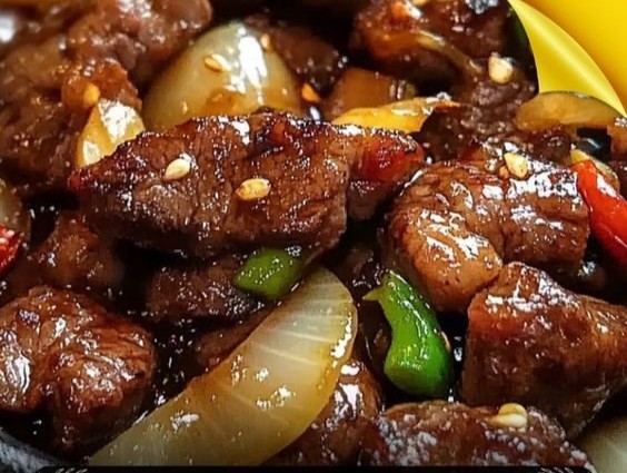 Sizzling Chinese Pepper Steak with Onions