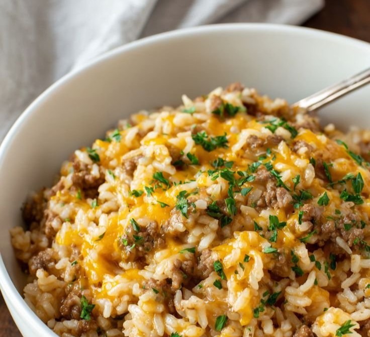 Cheesy Ground Beef and Rice Casserole