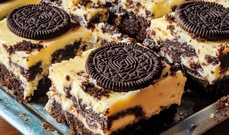 Oreo Cheesecake Bars