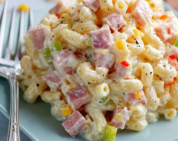 Tasty Mexican Ham Pasta Salad - thegirlskitchen