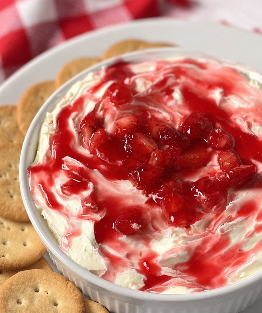 Strawberry Cheesecake Dip
