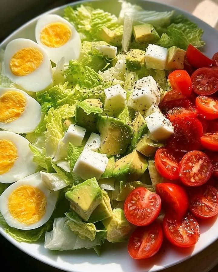 Green Glow Protein Salad