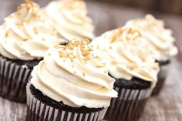 Amerikanische Buttercreme mit Vanillepudding